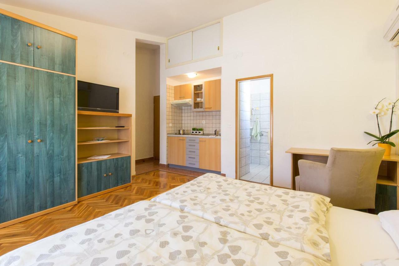 Villa Paradiso Punat Esterno foto